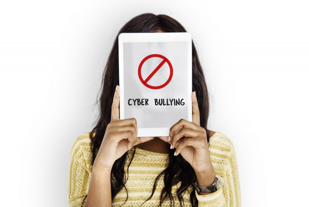 Tindakan Cyberbullying